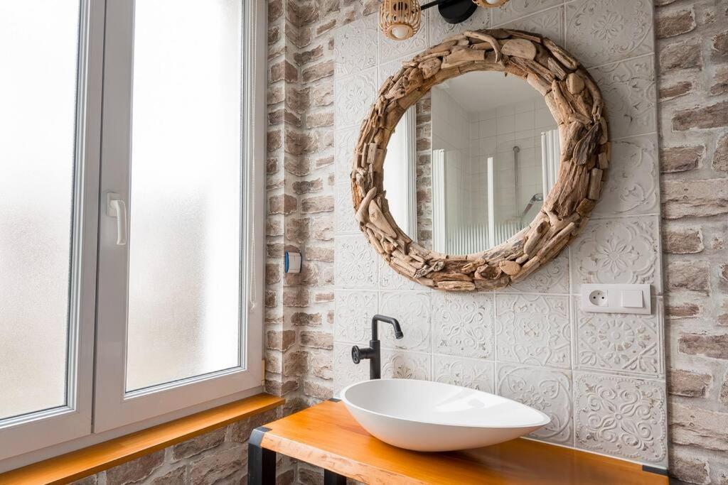 Apartamento Le Terminus Angers Exterior foto