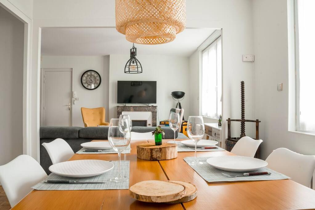 Apartamento Le Terminus Angers Exterior foto
